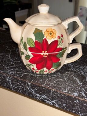 Home Poinsettia Holly Christmas Tea For One Stackable Teapot Setting